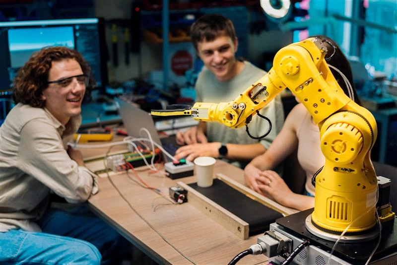 Why Choose Machine Learning Development Company - Professional Service Benefits